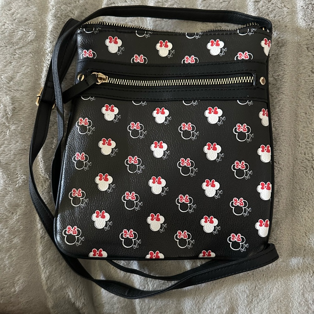 Minnie Mouse Crossbody